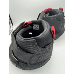 OCCASION trekking taille 14 paire